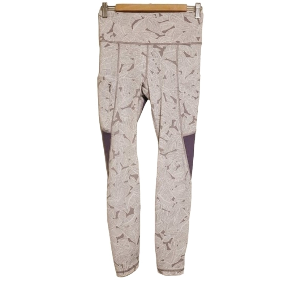 Athleta | Women's White Palm Up for Anything Cropped Leggings (Size Small)